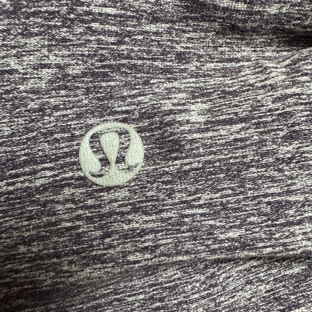 Lululemon athletica Race Your Pace Violet Long Sleeve Jacket‎ Half Zipper Sz 6
